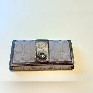 Coach Signature Wallet